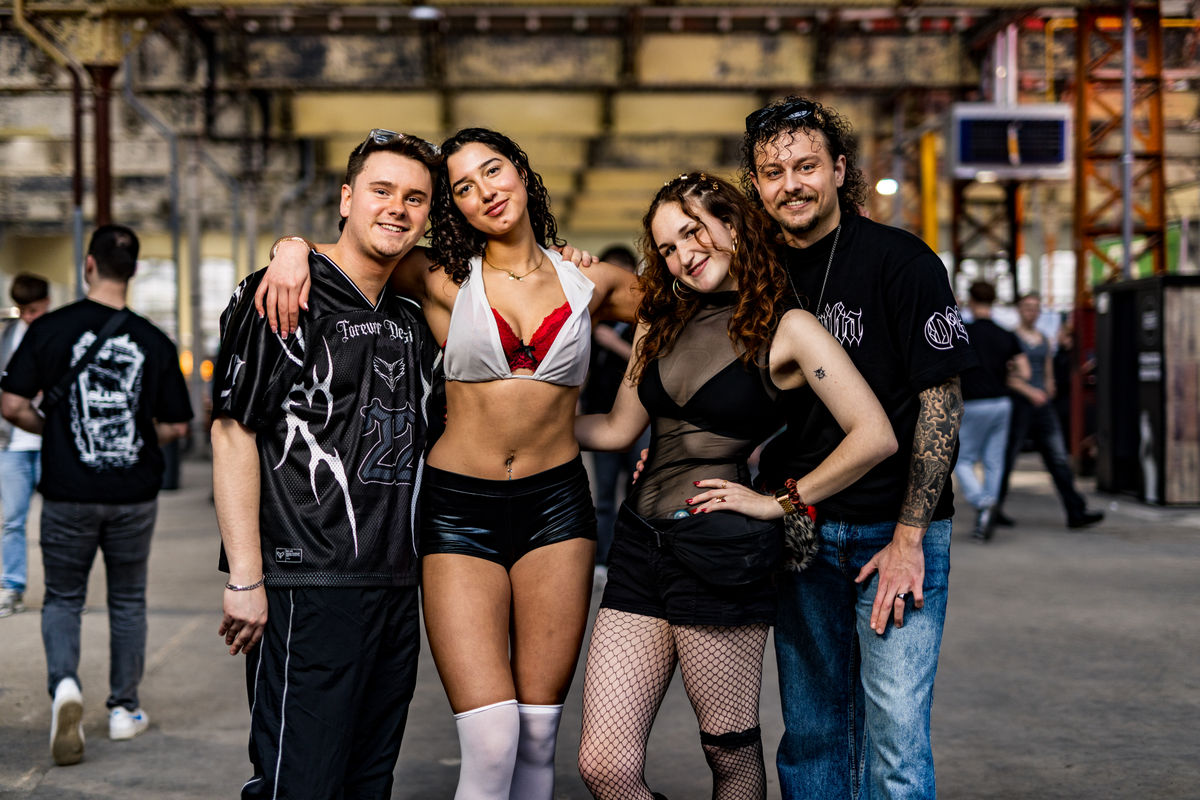 Loading... just a sec